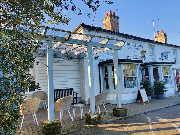 Olio on the Ridge, Little Baddow - Exterior - Generals Arms