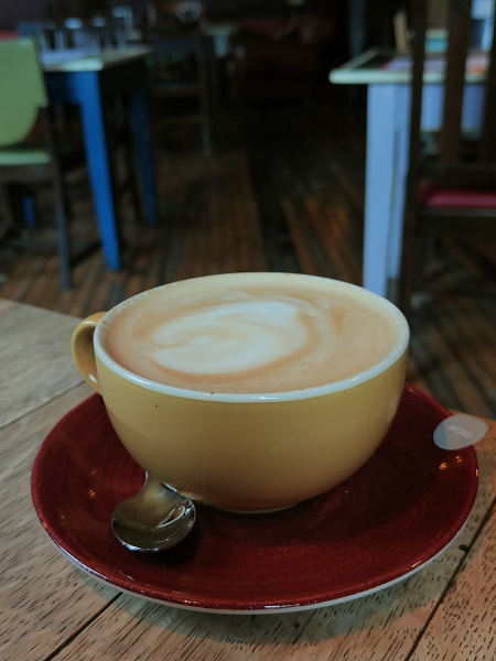 Edmundo Lounge, Bury St Edmunds - Almond Latte