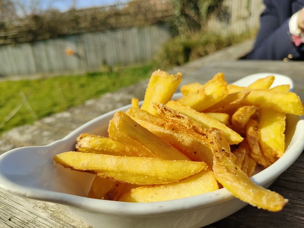 Castle Inn, Bodiam, East Sussex - Chips